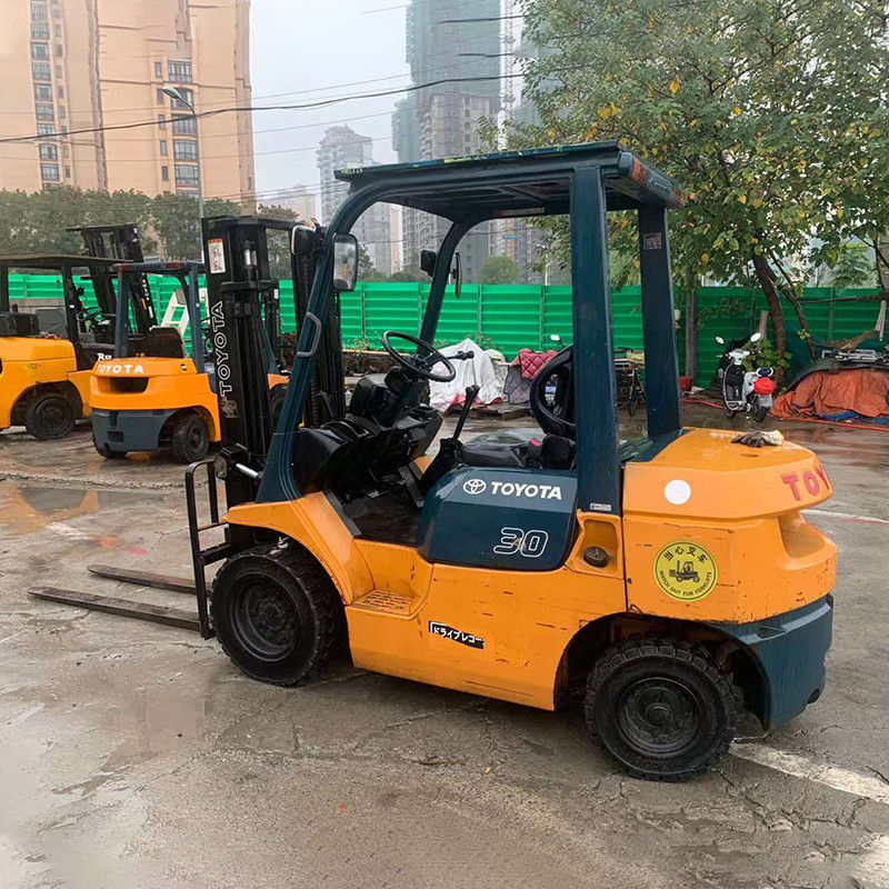 3 tonnellate di carrello elevatore usato con motore a diesel in buone condizioni