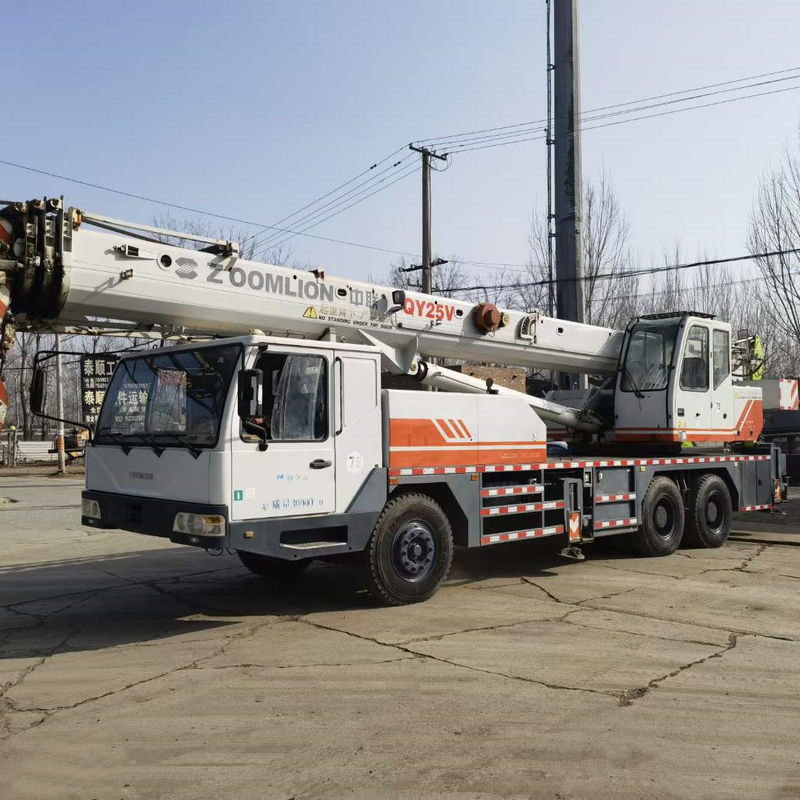 25-50 tonnellate Granate per tutti i terreni 6x4 Macchine usate Granate per camion mobili Valvola idraulica