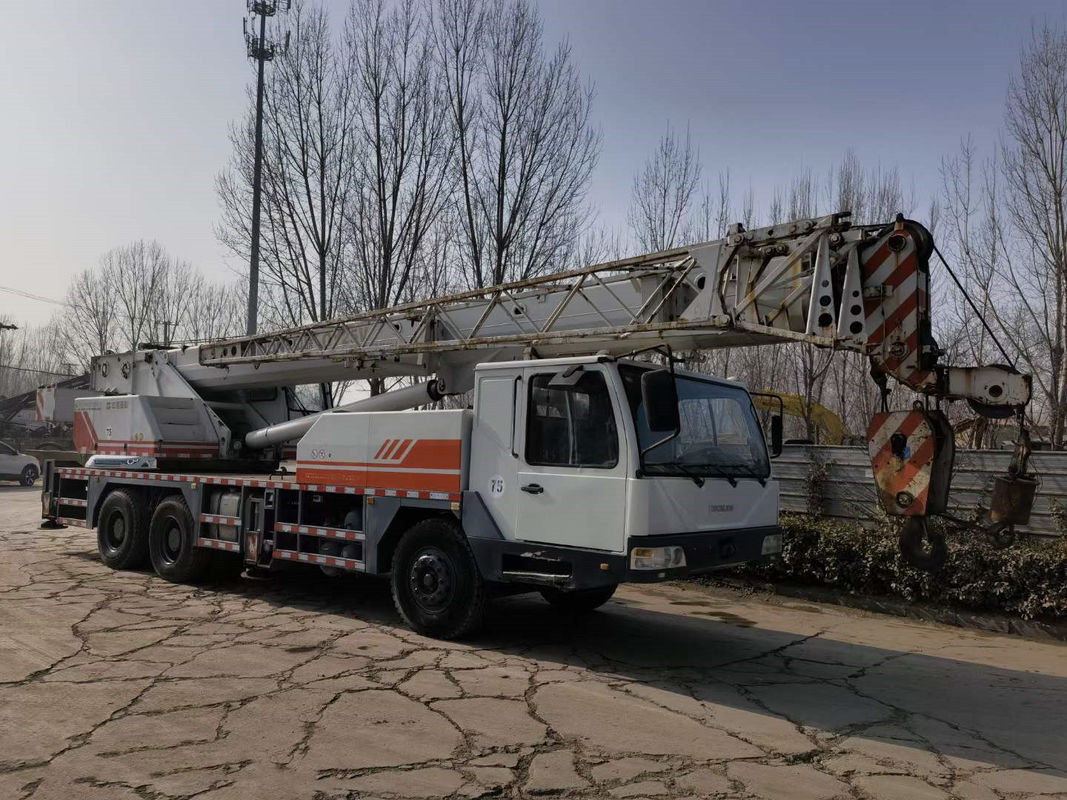 Macchina gru da 25 tonnellate con 1010KN.M Max. carico di sollevamento