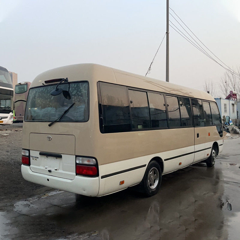 Minibus di seconda mano da 16-30 posti con motore diesel e capacità motore da 6-8 litri