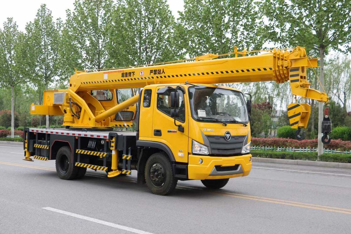 12-15 tonnellate di camion gru mobili usati costruzione con 160 CV di potenza e 4200 mm di passo