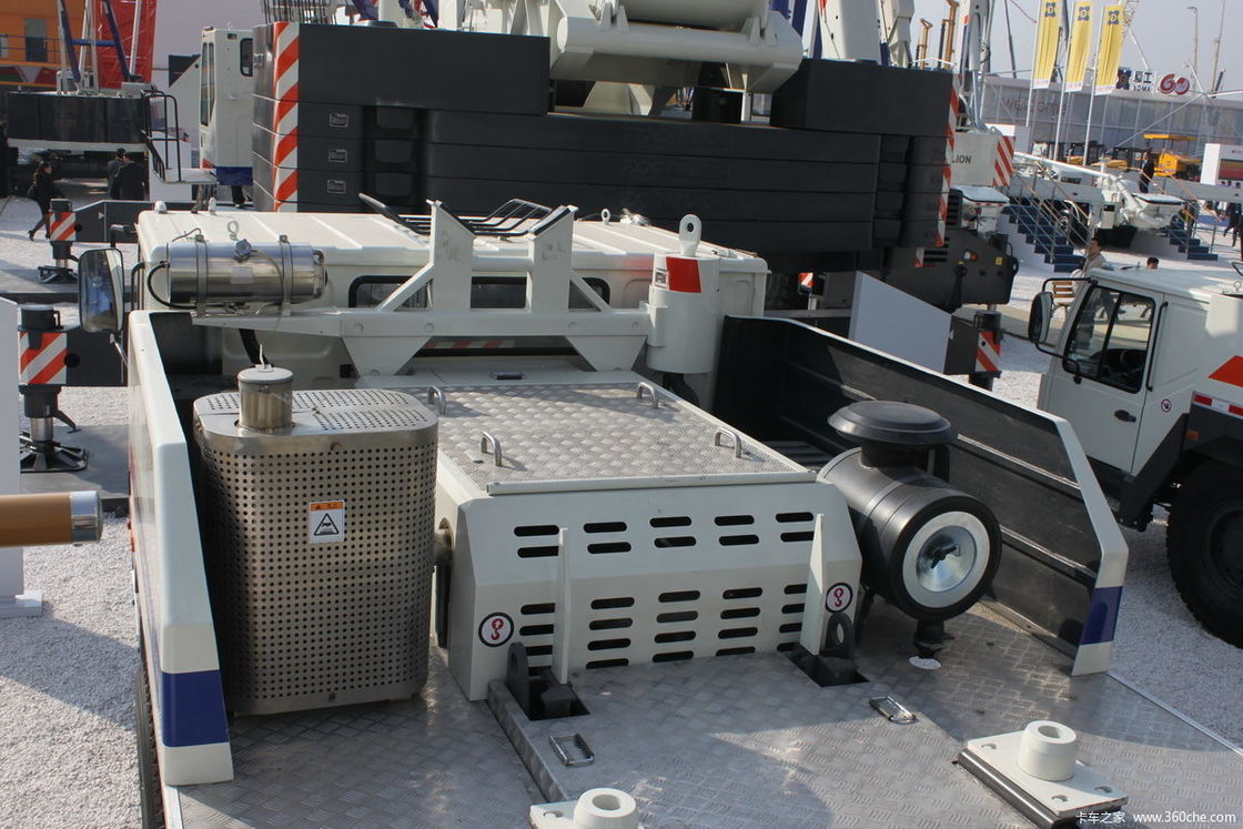 80 tonnellate macchina gru usata zoomlion camion gru x3000 attrezzature di sollevamento per il mercato degli emirati arabi