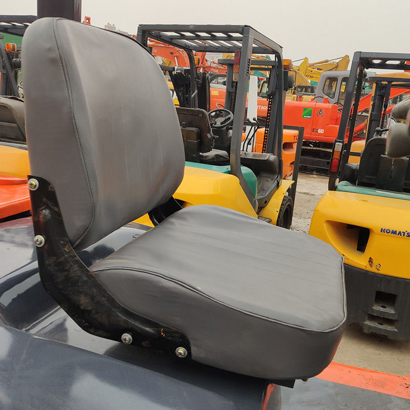 Dopo il servizio 5 tonnellate Heli 40ft Container Lifting Forklift per il funzionamento dei container