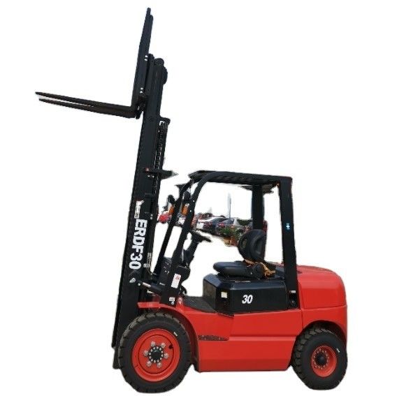 3 tonnellate di carrello elevatore a benzina in ottime condizioni e dimensioni generali 2675 * 1225 * 2105 mm