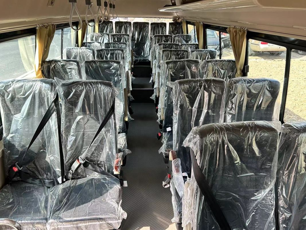 Ampiamente utilizzato 19-29 posti Diesel Coaster Bus con sterzo LHD e capacità motore 4 6L