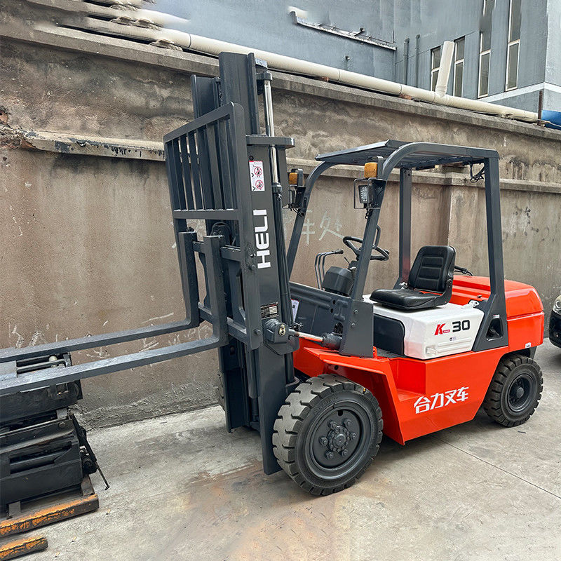 HELI 3 tonnellate carrello elevatore diesel 3m altezza di sollevamento 3t carrello elevatore in buono stato