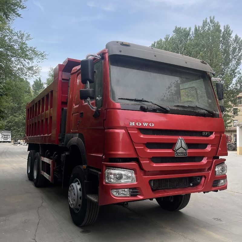 10 Numero di turno in avanti Sinotruk HOWO 371HP Used Dump Trucks 6X4 per la miniera di costruzione