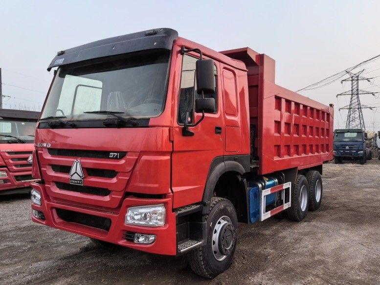 Usato HOWO 6*4 Dump Truck 371HP per la costruzione miniera camion pesante 6X4 tipper camion