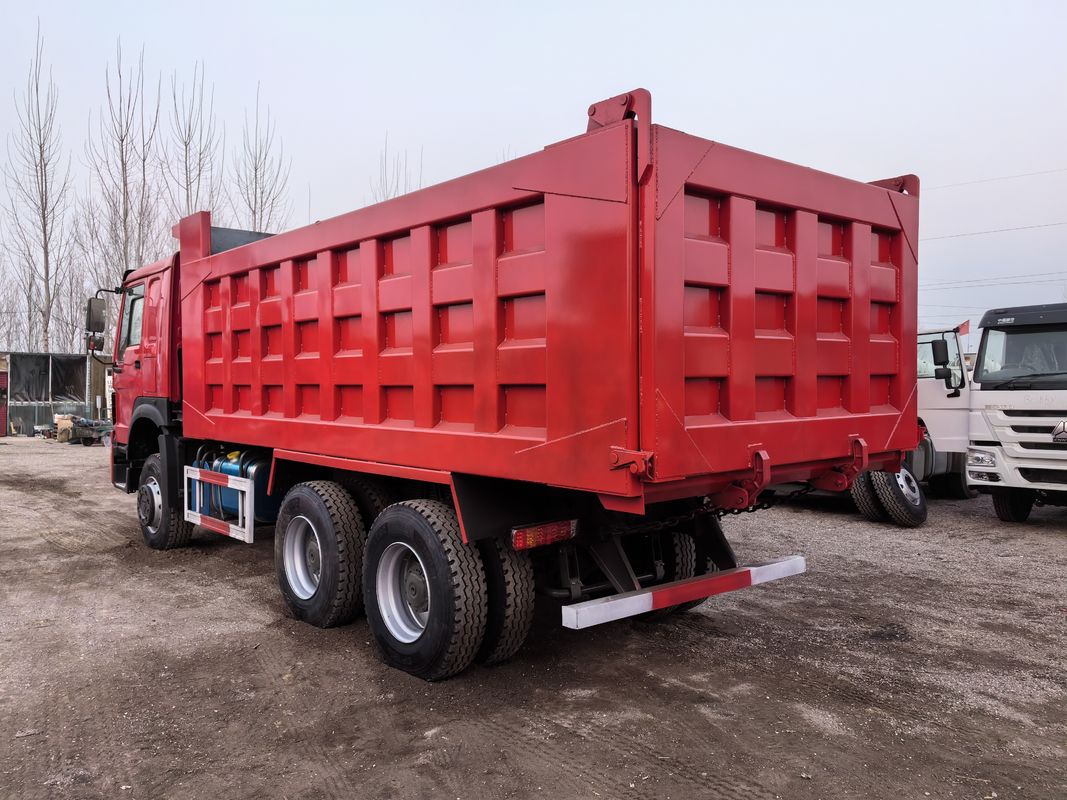 Carburante 371 CV camion di scarico usato 25 tonnellate Sinotruk HOWO 6*4 camion di ribaltamento per la miniera di costruzione