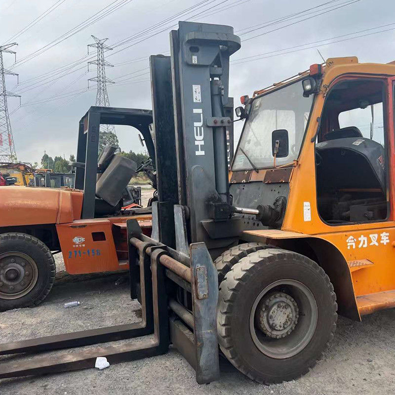 Camione elevatore a forchetta diesel da 10 tonnellate con motore diesel potente e basso consumo di carburante