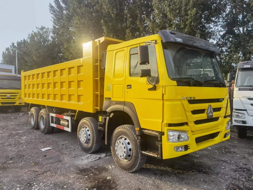 Camion a gomma usato 35 tonnellate Sinotruk HOWO 8*4 Camion a gomma 371 HP per il trasporto minerario