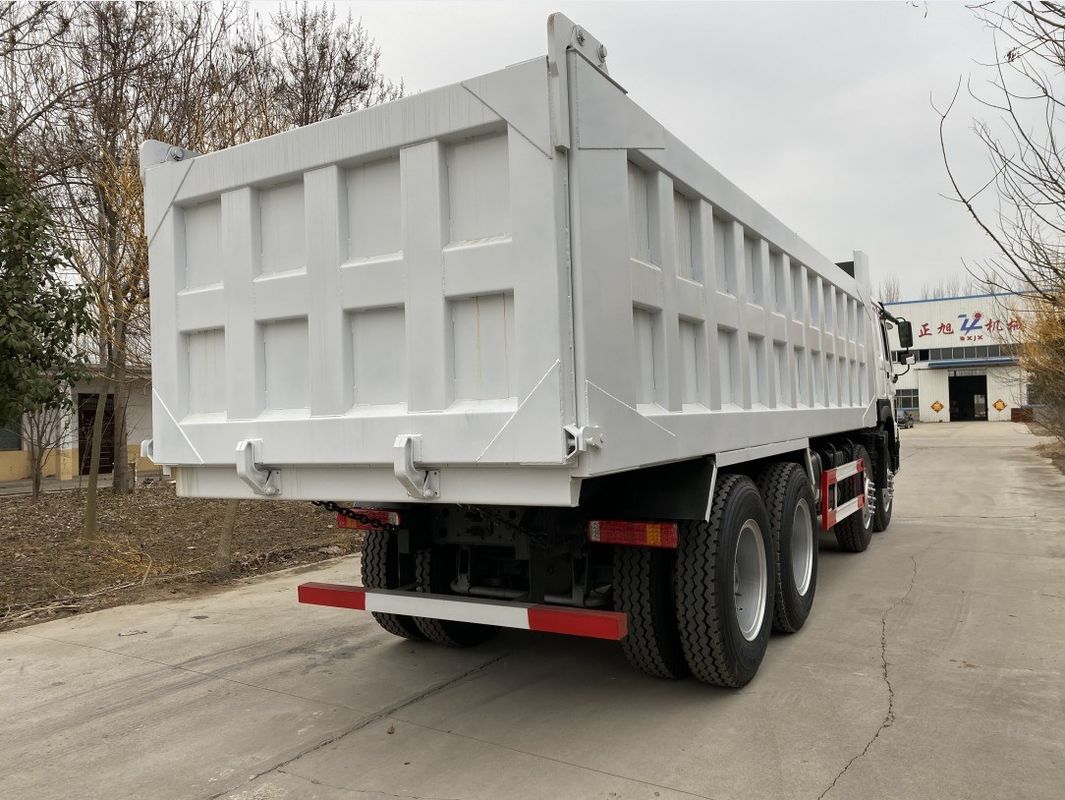 Sistema multimediale Nessuna Sinotruk HOWO 371HP Used Dump Trucks 8*4 per la miniera di costruzione