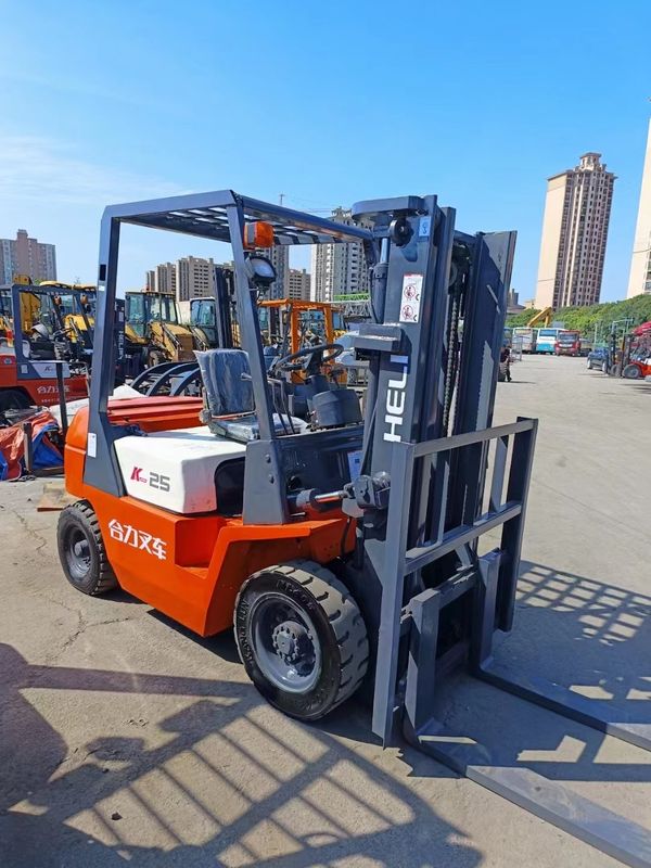 1160 mm di larghezza superiore a 2,5 tonnellate di carrello elevatore HELI con sovrappeso anteriore di 465 mm