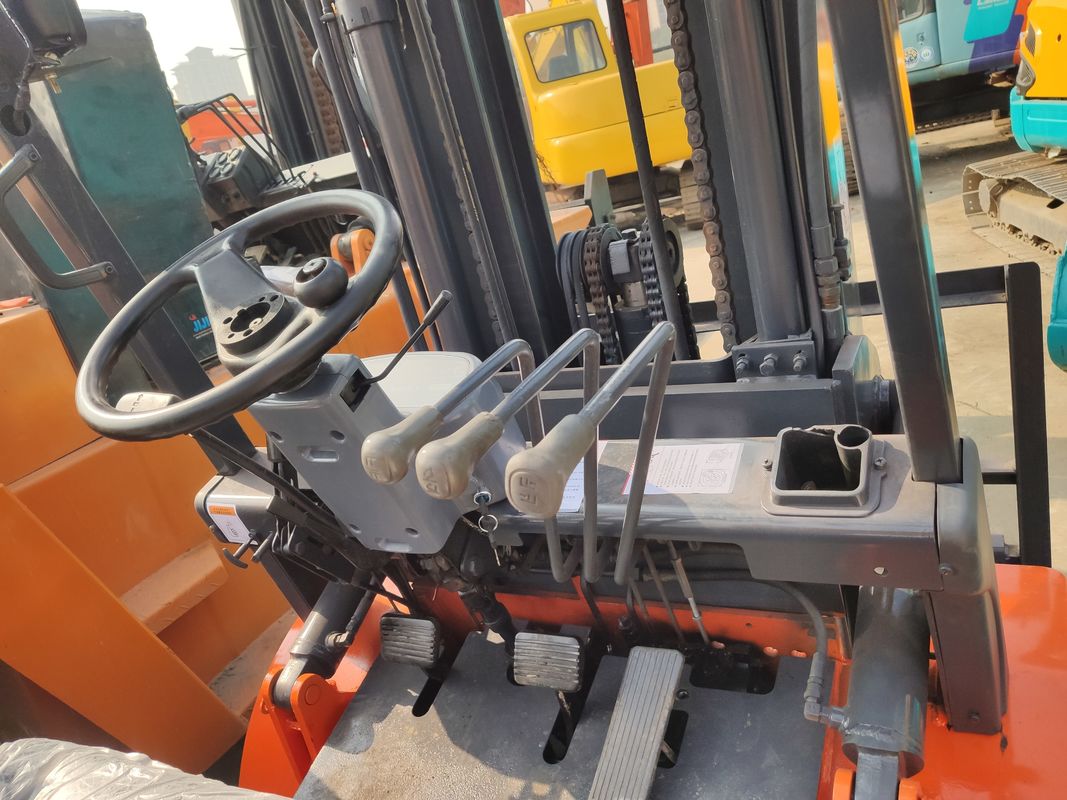 1160 mm di larghezza superiore a 2,5 tonnellate di carrello elevatore HELI con sovrappeso anteriore di 465 mm