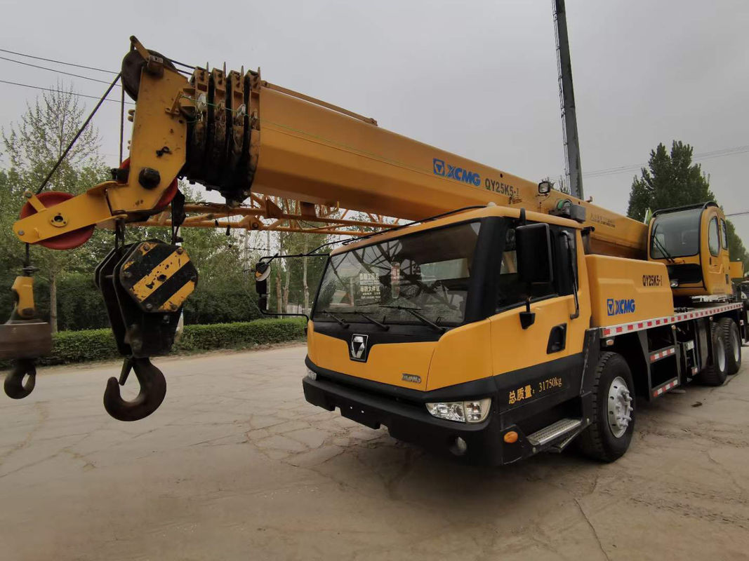Granate per camion mobili sconto del 10% su gru per camion usate da 50 tonnellate da 25K5 con motore WEICHAI
