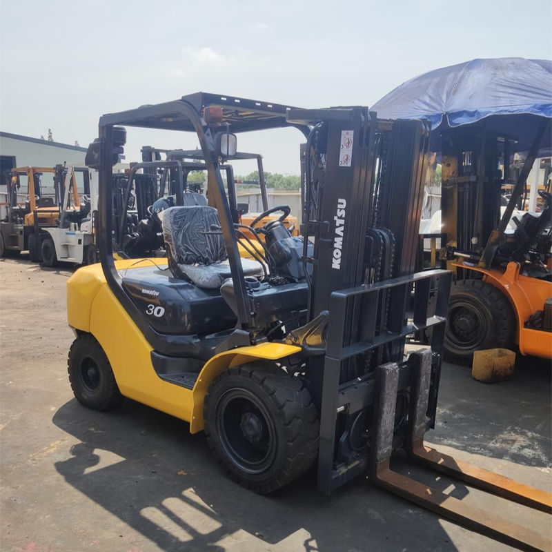 Top Vendita 3 Ton Komatsu carrello elevatore diesel usato frizione automatica per impianto di produzione