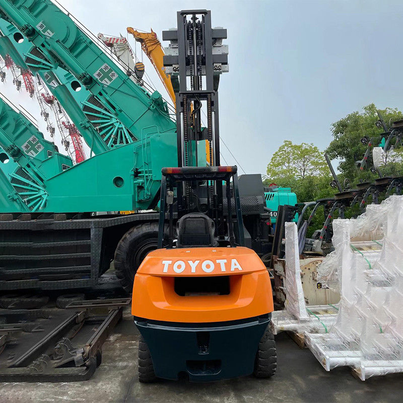 Camione elevatore usato da 3,5 tonnellate con capacità di carico di 3500 kg Buone condizioni di lavoro