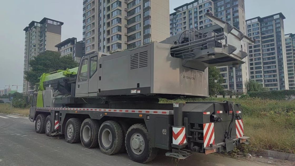 150T Telescopic Crane Lift Zoomlion Crane Truck con Max. Capacità di sollevamento di 39,5 M