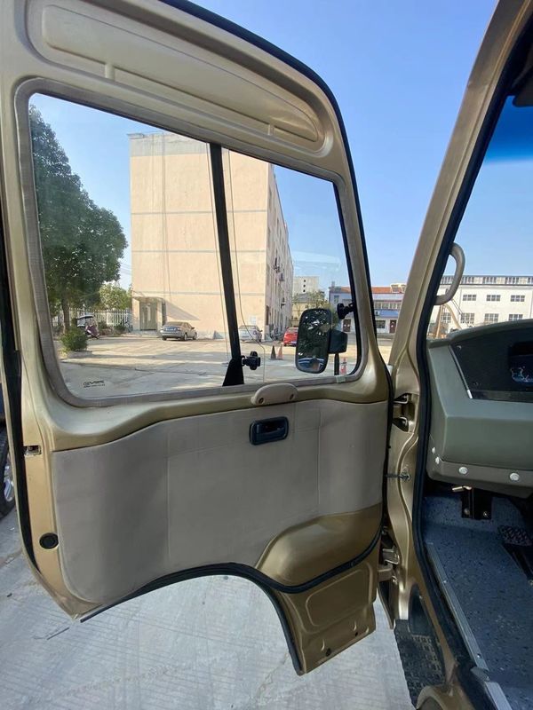 30 posti a sedere 4*2 Toyota Coaster Bus G.V.W 7400kg utilizzato per il trasporto dei passeggeri