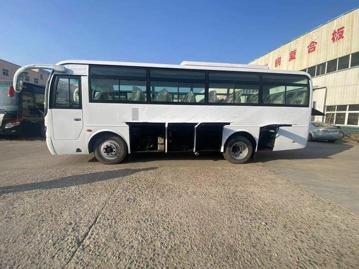 Autobus di lusso Higer usato 30 posti Motore diesel Autobus cittadino in ottime condizioni