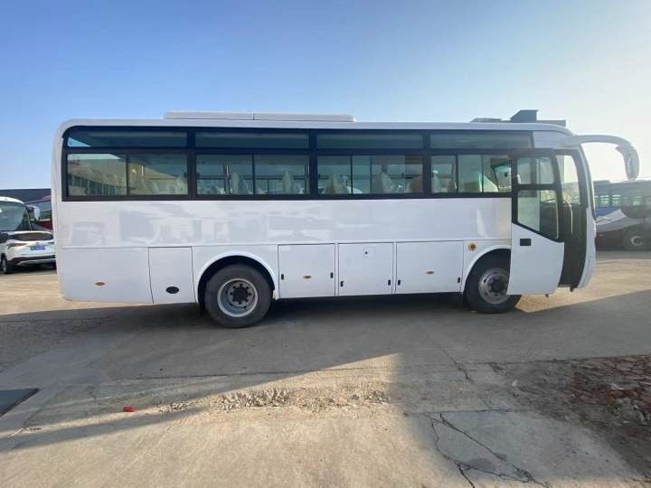 Autobus di lusso Higer usato 30 posti Motore diesel Autobus cittadino in ottime condizioni