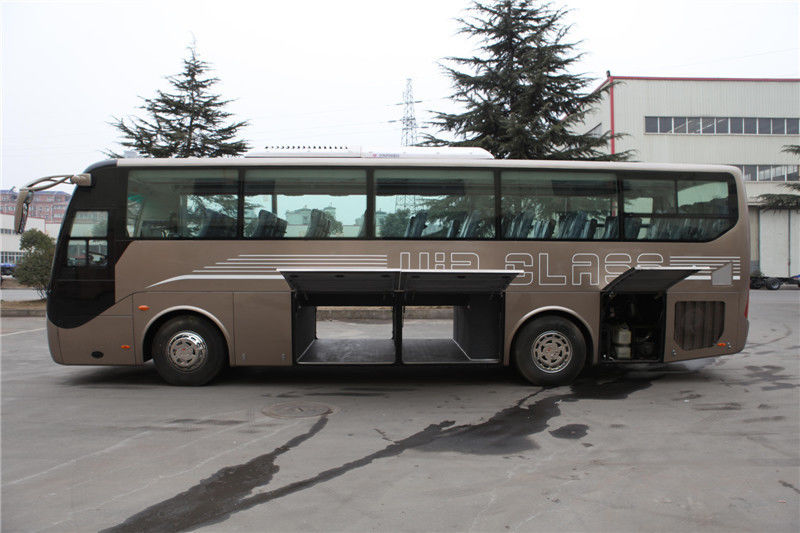 10490mm Lunghezza Dongfeng Chaolong Lhd 45 posti Autobus di lusso con buon motore diesel