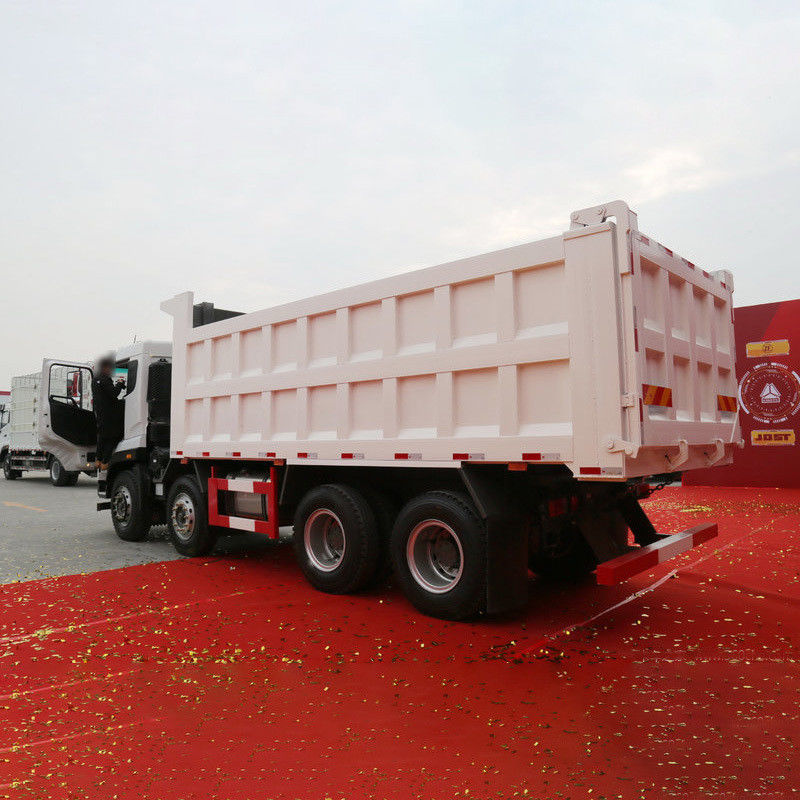 31 tonnellate Capacità di carico 8X4 HOWO Dump Truck 460 CV Usato con 2 numeri di cambio inverso