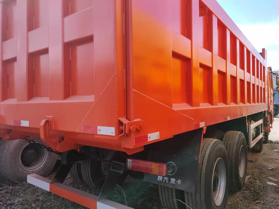 10 Forward Shift Used Shacman Howo 8*4 RHD Truck di scarico pesante