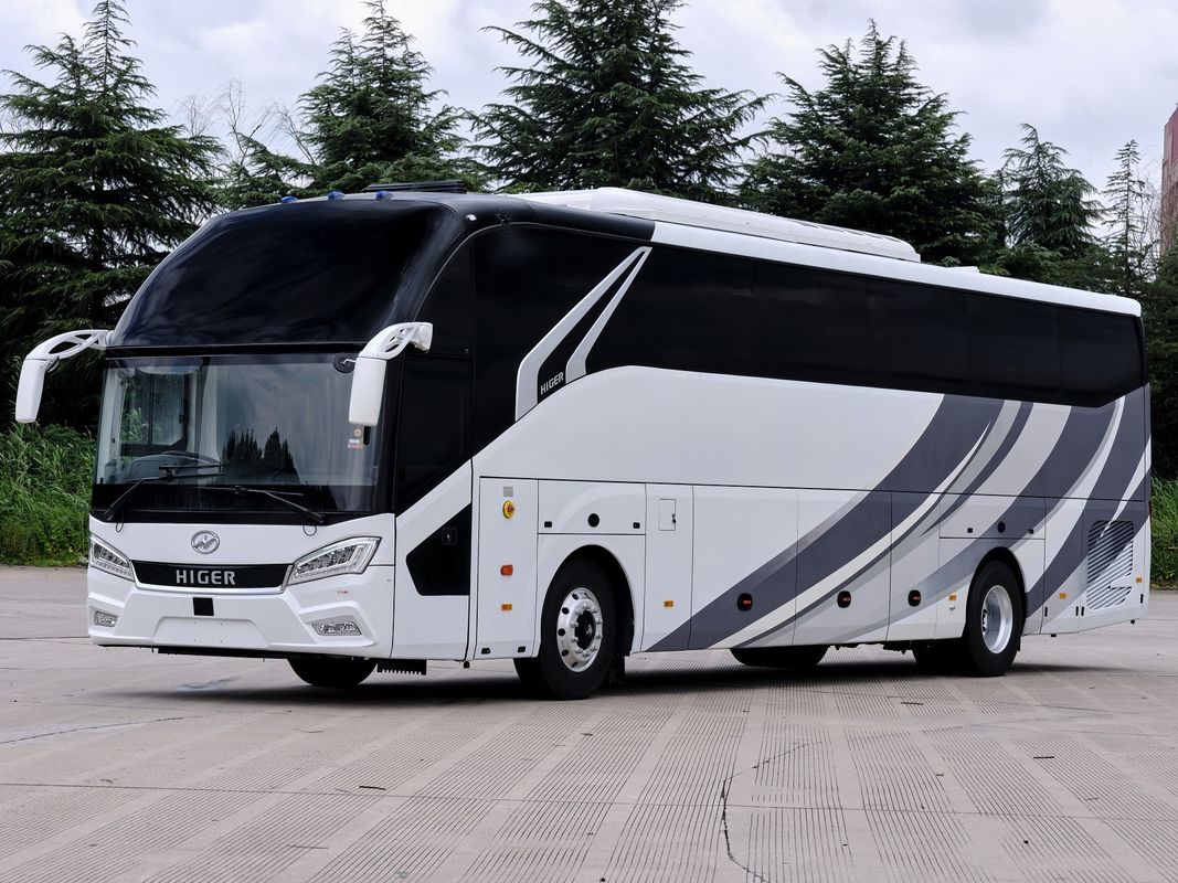 Autobus a 50 posti con motore a guida sinistra di capacità 8L tipo di carburante garantito Diesel