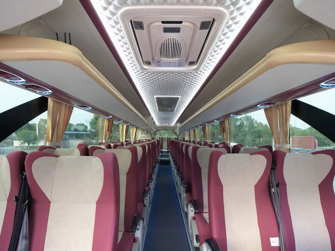 Autobus a 50 posti con motore a guida sinistra di capacità 8L tipo di carburante garantito Diesel