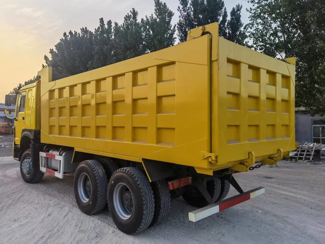 SINO TRUCK HOWO LHD 6x4 380HP Camion pesante di scarico di rifiuti