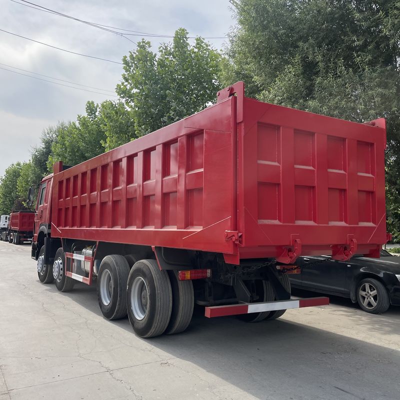 Torsione massima 1500-2000Nm SINO TRUCK Usato HOWO 8*4 Camione da scarico pesante