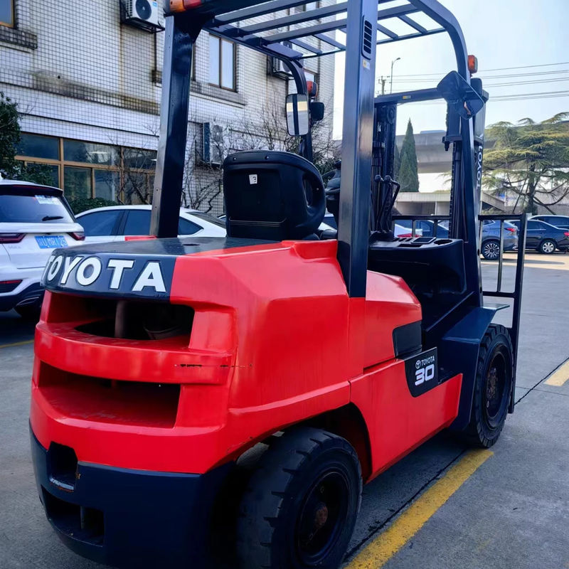3 tonnellate di diesel Toyota carrello elevatore Min. Altezza di sollevamento 3 m Peso KG 3000 kg Facile da usare