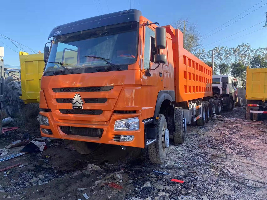 16 Numero pneumatico LHD SINO Camionotti usati HOWO 8X4 Camionotti pesanti con cambio HW