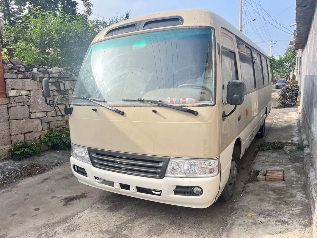 Capacità motore 4L Toyota Coaster 30 posti a mano sinistra LHD Autobus usati per turisti