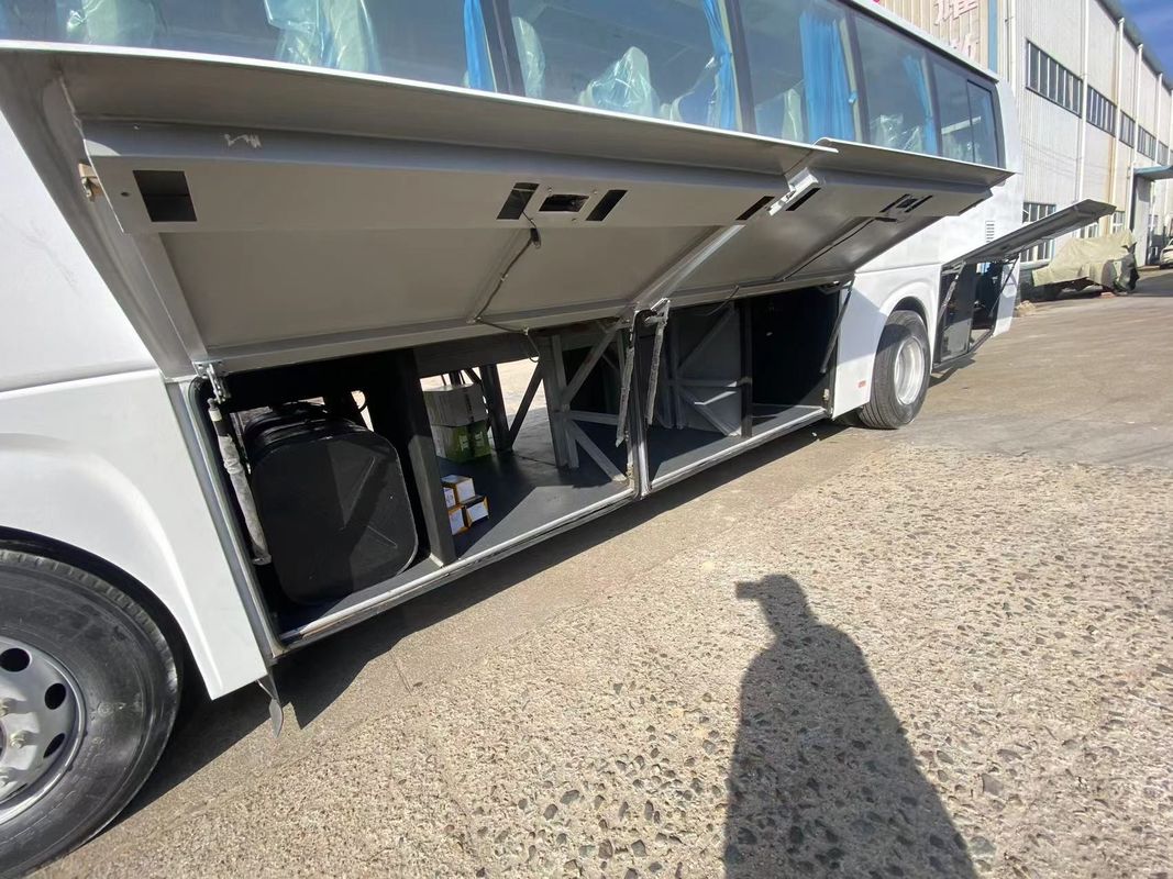 48 1 posti a sedere a guida sinistra Autobus passeggeri Euro 3 standard di emissione e trasmissione manuale