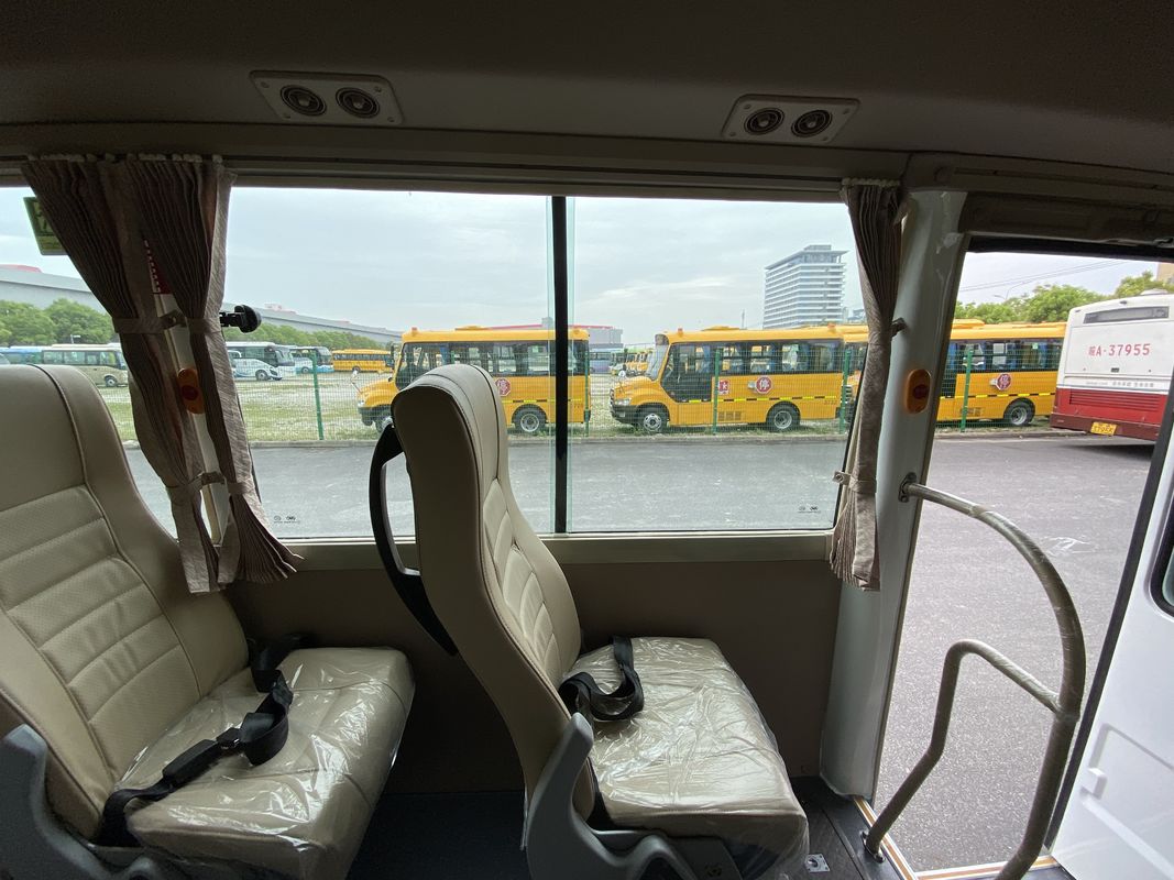 Autobus di lusso con 30 posti a sedere nel 2024 con cambio manuale Euro 3