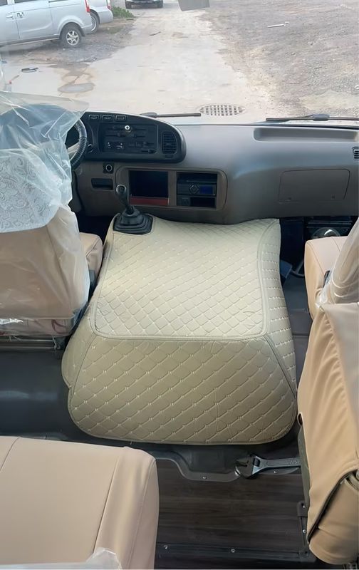 2019 Toyota Coaster Bus con motore a turbocompressore motore anteriore LHD Minibus