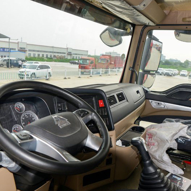 LHD SINO TRUCK HOWO 400HP 16 ruote 8x4 Camion pesante di scarico