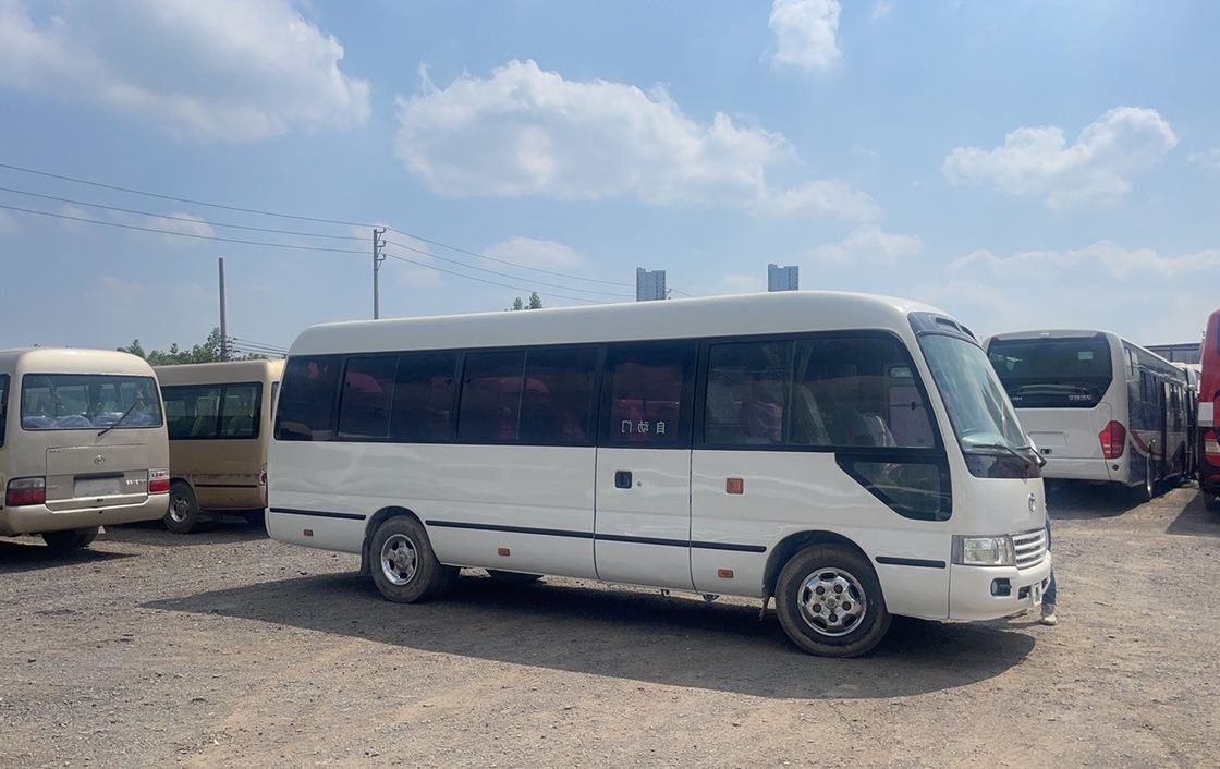 Buone condizioni Autobus da corsa V6 4.0 6GR 2.7L VVT-I Trasmissione manuale 17-30 posti