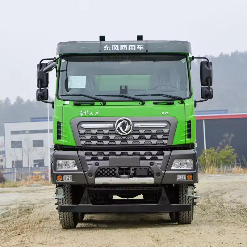 12 ruote 35 tonnellate 600 CV Dongfeng Dump Truck per il trasporto di sabbia terra pietra Tipper