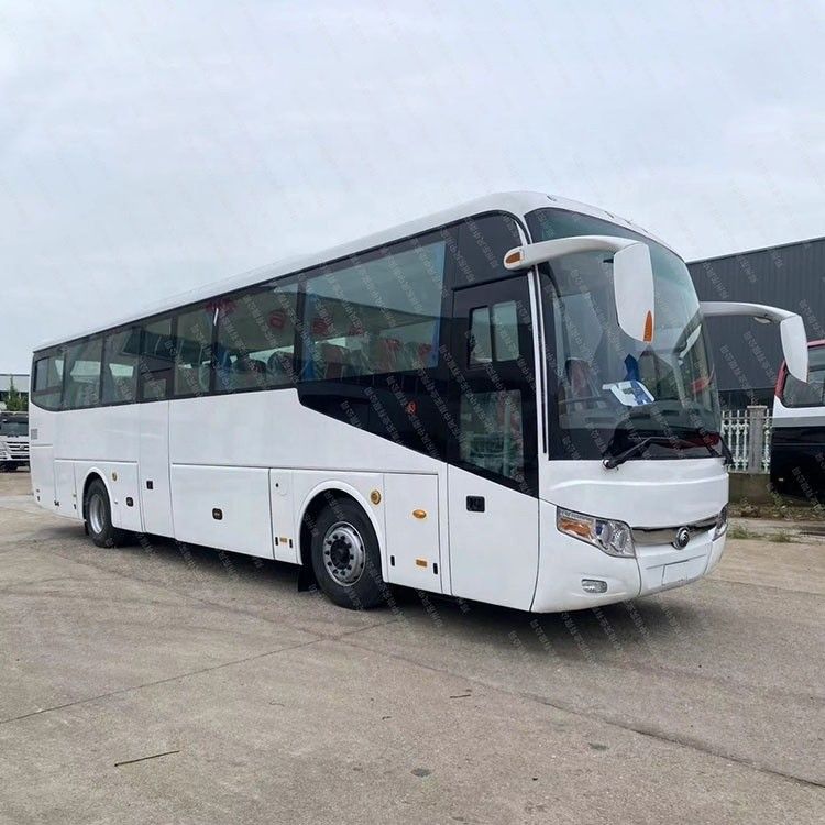 Velocità massima 100 km/h LHD 2 porte 49 posti Autobus a destra 65 posti Autobus scolastico usato