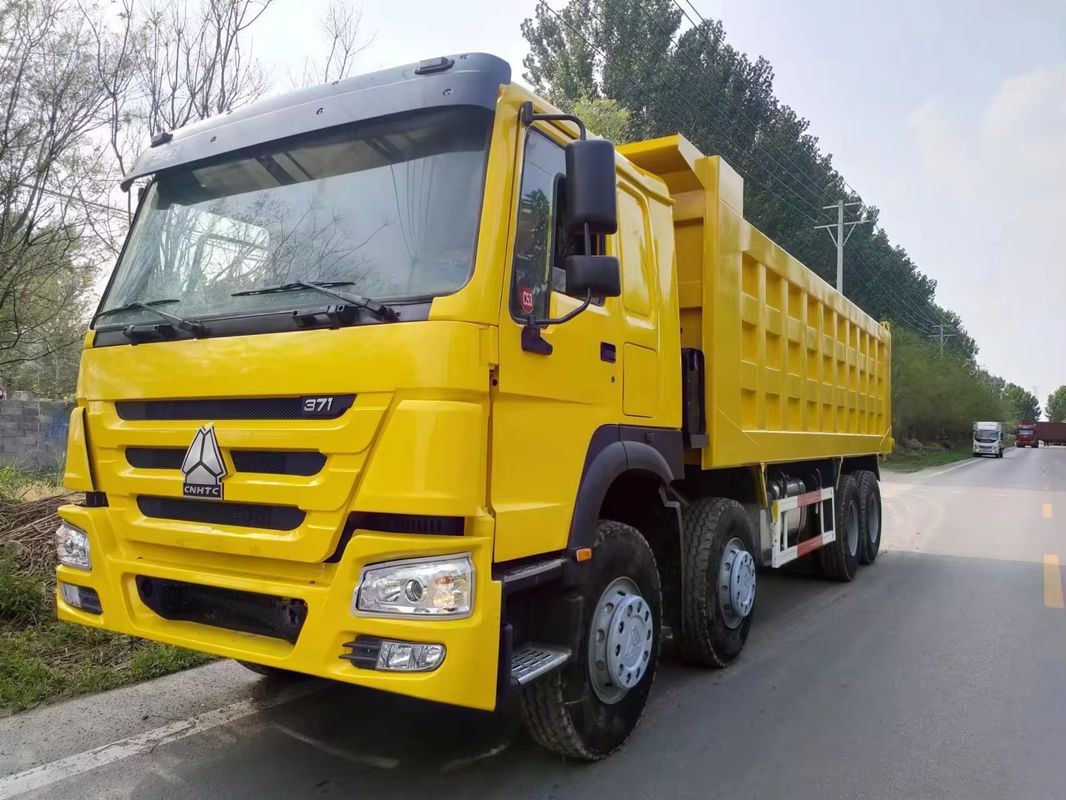 Howo usato 8x4 12 ruote camion di scarico 375 Hp motore diesel camion di versamento di sabbia senza ESC