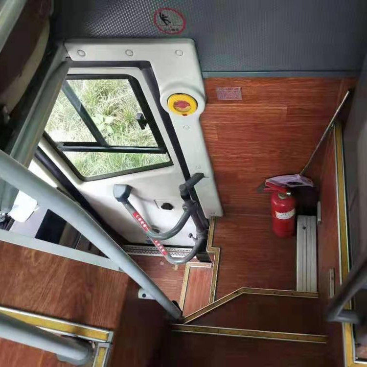 2015 Anno 59 posti Luxury Touring Bus con motore di capacità 8L e Max. Potenza 375 CV