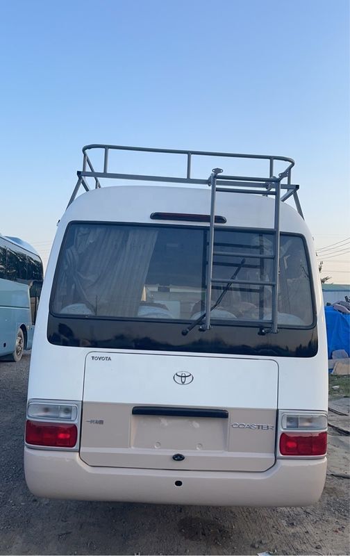 8500 kg di massa totale di autobus monovolume con portabagagli e cilindrata 4-6L