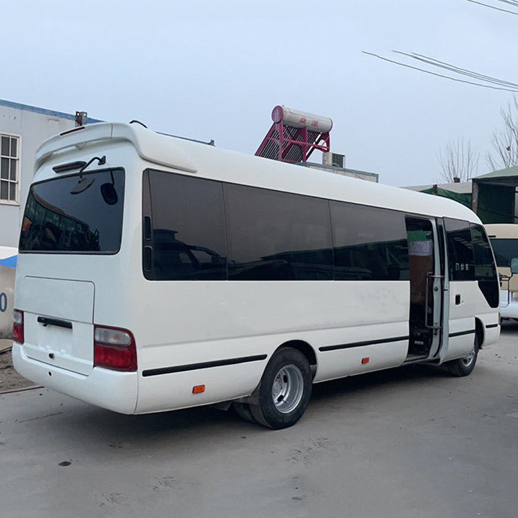 30 posti LHD Used Coaster Bus con pneumatici 9.00R20 e motore diesel in buone condizioni