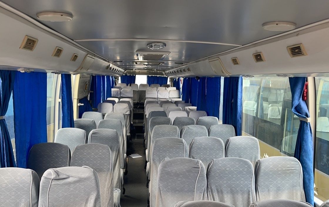 Autobus ricondizionato da 65 posti con standard di emissioni Euro 3 e cilindrata di 8,4 litri