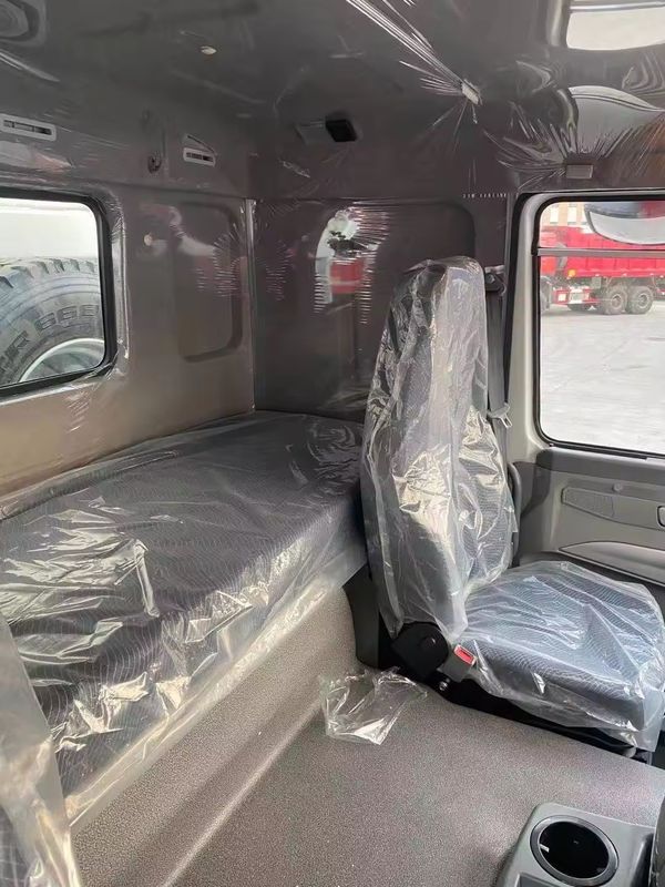 400 CV Sinotruk Howo LHD 12 ruote 8x4 autocarri a capovolgere autocarri con scatola manuale
