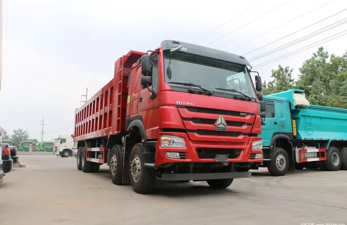 Howo 8x4 12 ruote usato 40 tonnellate 380 CV camion pesante con sterzo sinistro