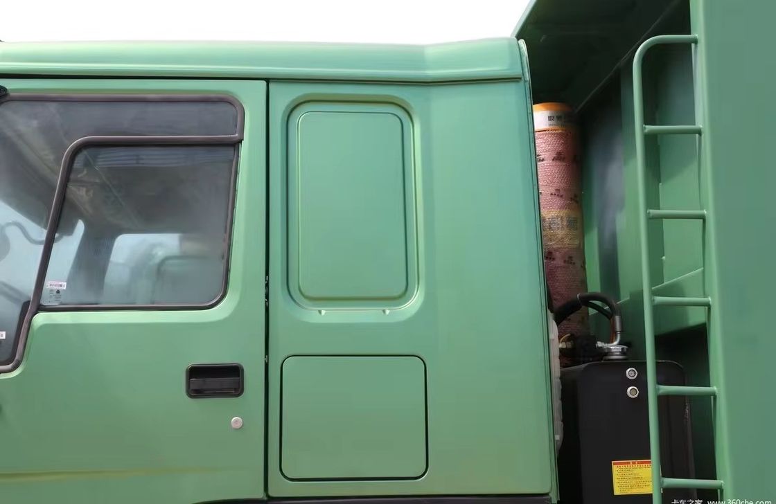 Sinotruck Howo 30tons 6x4 375hp Used Tipper Truck Dump Truck con Segmento Heavy Truck